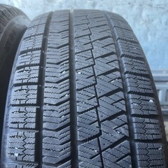 超極上タイヤ　BRIDGESTONE ブリヂストン　ブリジストン　VRX2 205/60R16 スタッドレス　タイヤ　2019年製　16インチ