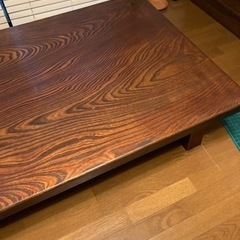 木目のキレイな和テーブル
