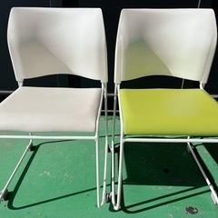 【中古】【美品】スタッキングチェア　ミーティングチェア　会議椅子　椅子