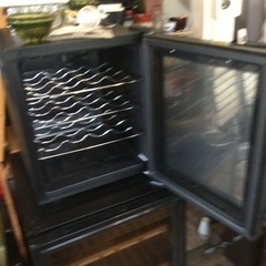 ワインセラー　小型　16本