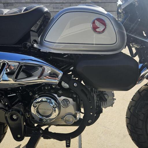 モンキー125 JB03 パールシャイニングブラック