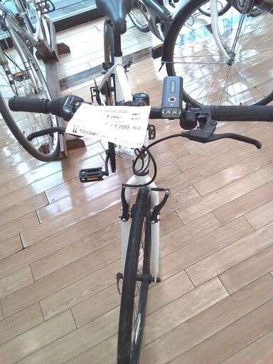 ★ジモティ割あり★  クロスバイク自転車 26インチ 白 クリーニング済み TK977 ☆ジモティ割あり☆ クロスバイク自転車 26インチ 白 クリーニング済み