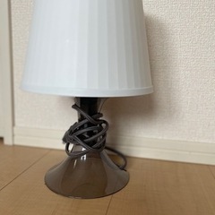 IKEA フロアランプ　ランプ　電気