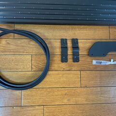 【新品未使用】ランクル200　後期　サイドステップ　右のみ