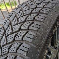 21年製 MICHELIN スタッドレスタイヤ 175/65R15 ホイール付