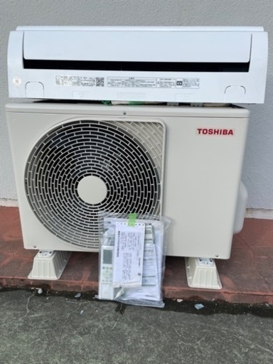 美品✨東芝 RAS-J401P(W) エアコン 大清快 J-Pシリーズ (14畳用) ホワイト