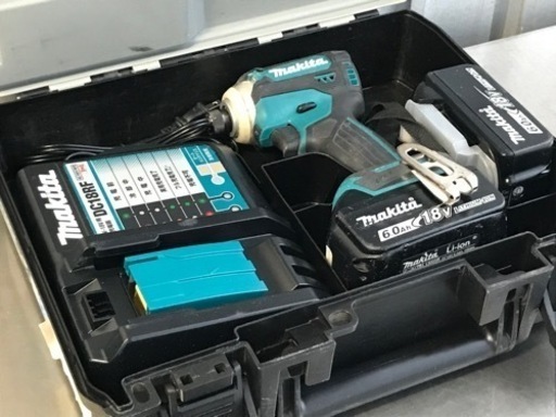 マキタ◇充電式インパクトドライバ◇18V/6.0Ah◇バッテリー2個◇充電器付◇TD171DRGX◇K991