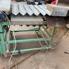 練光らくべー自動ロータリー根裁機、ゴボウ、ネギ、人参等カット機、