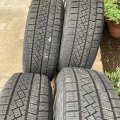 新型シエンタ10系適合確認済　バリ山スタッドレス185/65R15＋トヨタ車用(平座ナット) 社外アルミ 4本セット