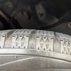 エスクァイア　スタッドレスタイヤ4本セット　15インチ