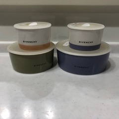 GIVENCHY 保存容器　新品未使用