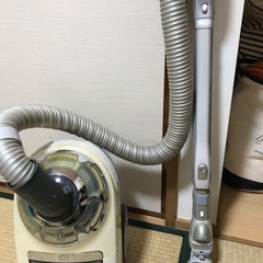 【無料】東芝　サイクロン掃除機　VC-3000X
