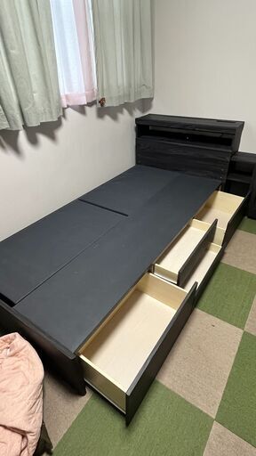 約５万円の引き出し付きシングルベッドを売ります