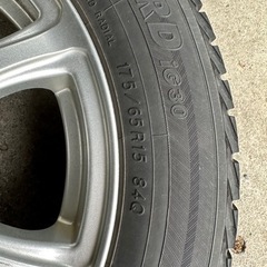 スタッドレスタイヤ　4本セット　175/65/15R YOKOHAMA ICE GUARD