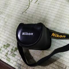デジタルカメラ　NIKON　D40.