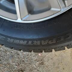 今週末は降雪？！　スタッドレスタイヤ４本アルミホイール付き　軽自動車用　美品