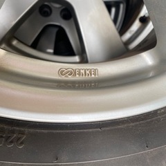 225 / 65_17 スタッドレスタイヤ　2017年42週製造