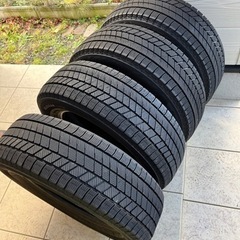 お値引? ブリヂストン VRX3 スタッドレスタイヤ