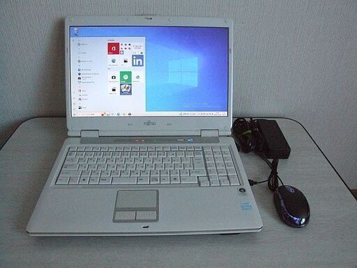 高速SSD240GB搭載　Fujitsu FMV-BIBLO NF/C40 ノートパソコン（a305）