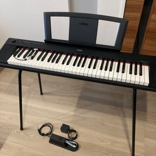 お渡し予定者様決定【近日中処分予定お早めに】電子ピアノ・キーボード YAMAHA piaggero NP-11☆スタンド・ギグバッグ付☆美品