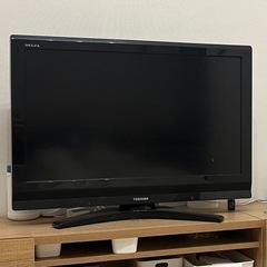 TOSHIBA レグザ　32型　