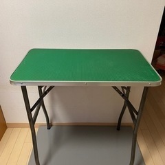 折り畳みトリミング台