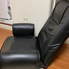 黒の座椅子　　好きな角度調整できます