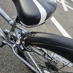 ほぼ新品   子供用自転車  24インチ(130cm～)　6段変速　スピードウォッチ付　シルバー　