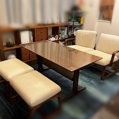 無印良品 リビングでもダイニングでもつかえるテーブル、ソファセット