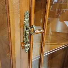 鍵2本付｜ガラス扉｜コーナーキャビネット｜飾り棚