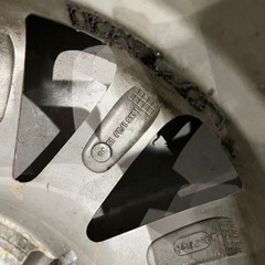 締切　16インチ　スタッドレス　ホイールセット、セダンサイズ　215/60 