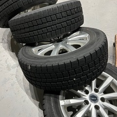 締切　16インチ　スタッドレス　ホイールセット、セダンサイズ　215/60 