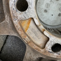 275/70R16 ランドクルーザー100 スタッドレスタイヤ　ホイール　4本セット