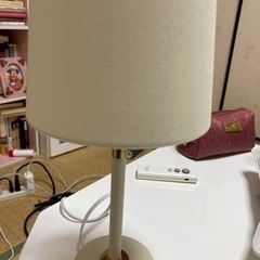 テーブルライト　最終値下げ家電箱なし未使用