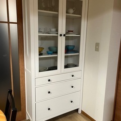 IKEA ヘムネス　コレクションケース　食器棚