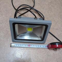 LED投光器20w