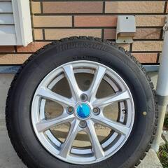 今では希少サイズ。アルミタイヤ4本セット 215/65R15 レジアス 