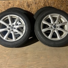 フォレスターにはいてました。