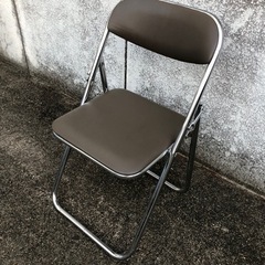 パイプ椅子3脚セット