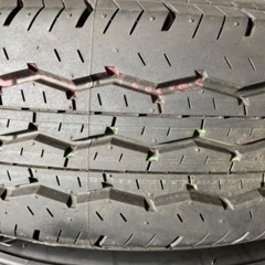 ★季節外れですが！ほぼ未使用　新車外しタイヤ　ブリヂストン　195/80R15 4本　ハイエースバン　LT