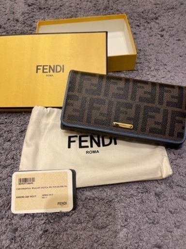 FENDI 長財布　ズッカ柄