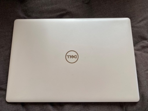 価格交渉不可　17,000円　美品　dell inspiron15  5570 i3-8130U 8GB
