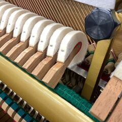 【更にお値引き。】オシャレ家具調で、しかも消音機能付き　カワイKL62KFAT　リフレッシュ済み中古ピアノ