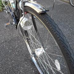 中古自転車２８１０　美品！低使用！　サカモトテクノ　２７インチ　６段ギヤ　LEDオートライト　カートリッジBB  　耐磨耗タイヤ　キッキーと音がならない後輪ローラーブレーキ　大きめステンレス前かご
錆びにくい部品：ハンドル・リム・ドロヨケ・前かご