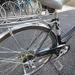 中古自転車２８１０　美品！低使用！　サカモトテクノ　２７インチ　６段ギヤ　LEDオートライト　カートリッジBB  　耐磨耗タイヤ　キッキーと音がならない後輪ローラーブレーキ　大きめステンレス前かご
錆びにくい部品：ハンドル・リム・ドロヨケ・前かご