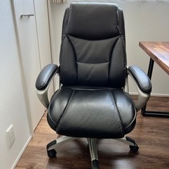オフィスチェア　椅子　チェア　ワーキングチェア　黒