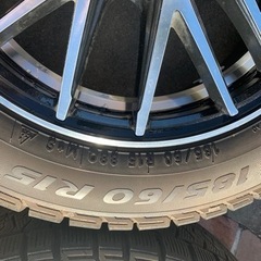 トヨタ　アクア　スタッドレスタイヤ　ホイールセット　185/60/15