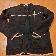 ヒロミチ・ナカノ　のセーター