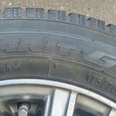 トーヨー　スタッドレスタイヤ　アルミホイール付き４本セット