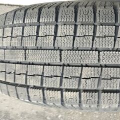 トーヨー　スタッドレスタイヤ　アルミホイール付き４本セット